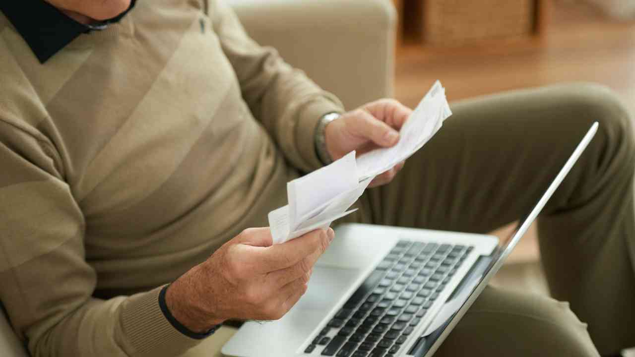 Bonus bollette come richiederlo - Sevenonline.it