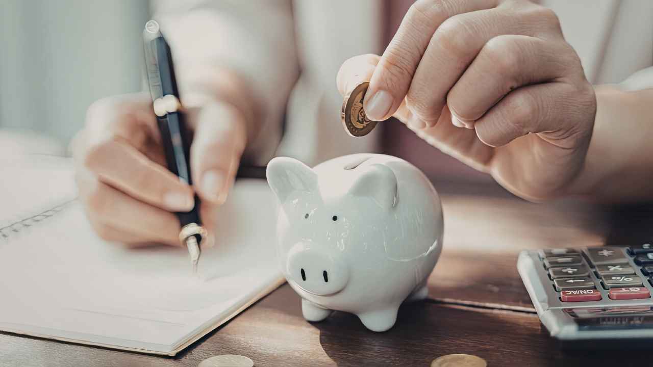 Risparmia con la tecnica dei 3 salvadanai - Sevenonline.it